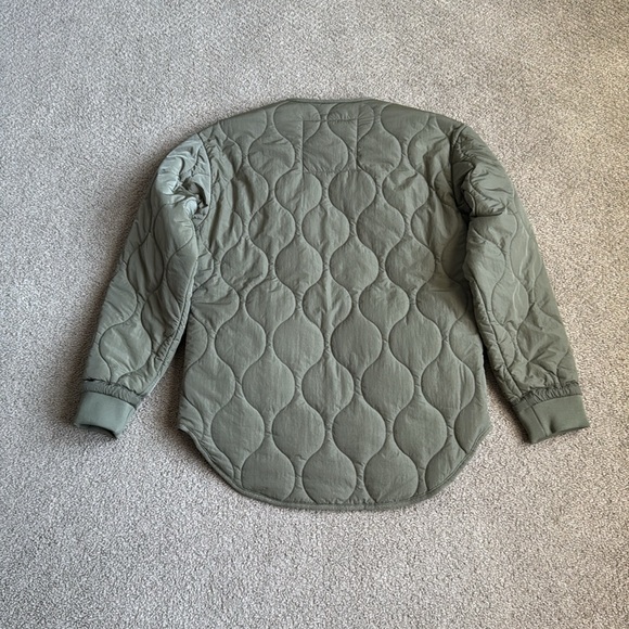 296M NWT And Now This Women's Reversible Quilted Short Jacket - Size: XS - Picture 6 of 6